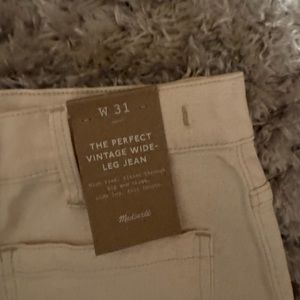 Brand new, tags still on Made Well wide leg jeans. Size 31.
